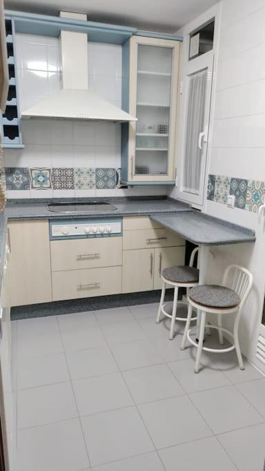 Puerta Bahia, Parking Privado, 15 Min Playa Apartment *